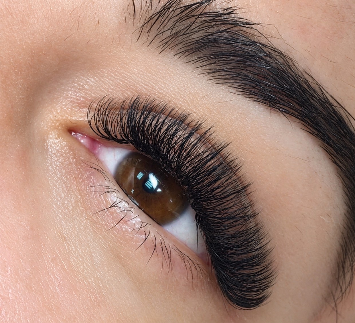 Наращивание ресниц — работа WowLashes 03